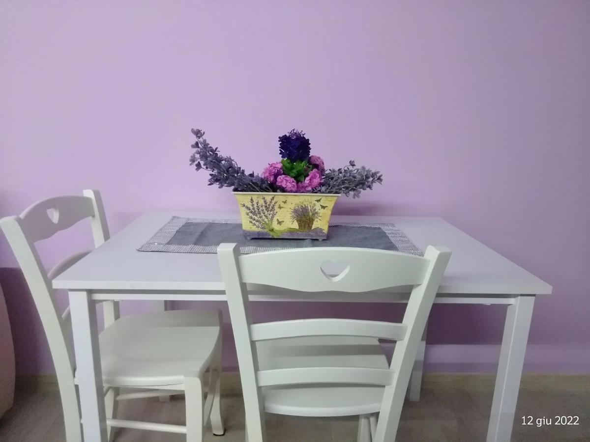 Alloggio Viola Nel Cuore Di Soriano Soriano nel Cimino Buitenkant foto